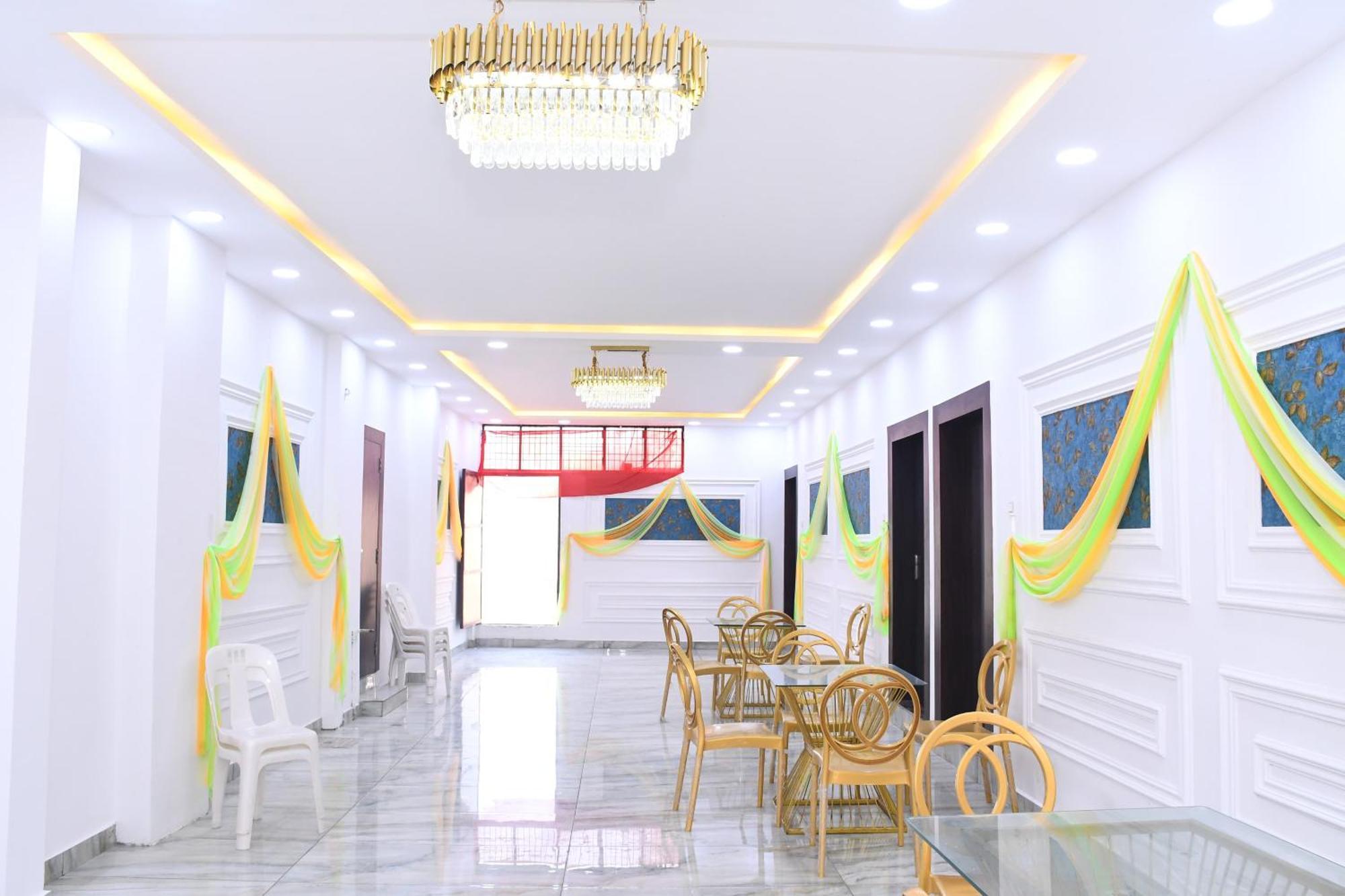 Hotel Dev International Khalilabad Εξωτερικό φωτογραφία