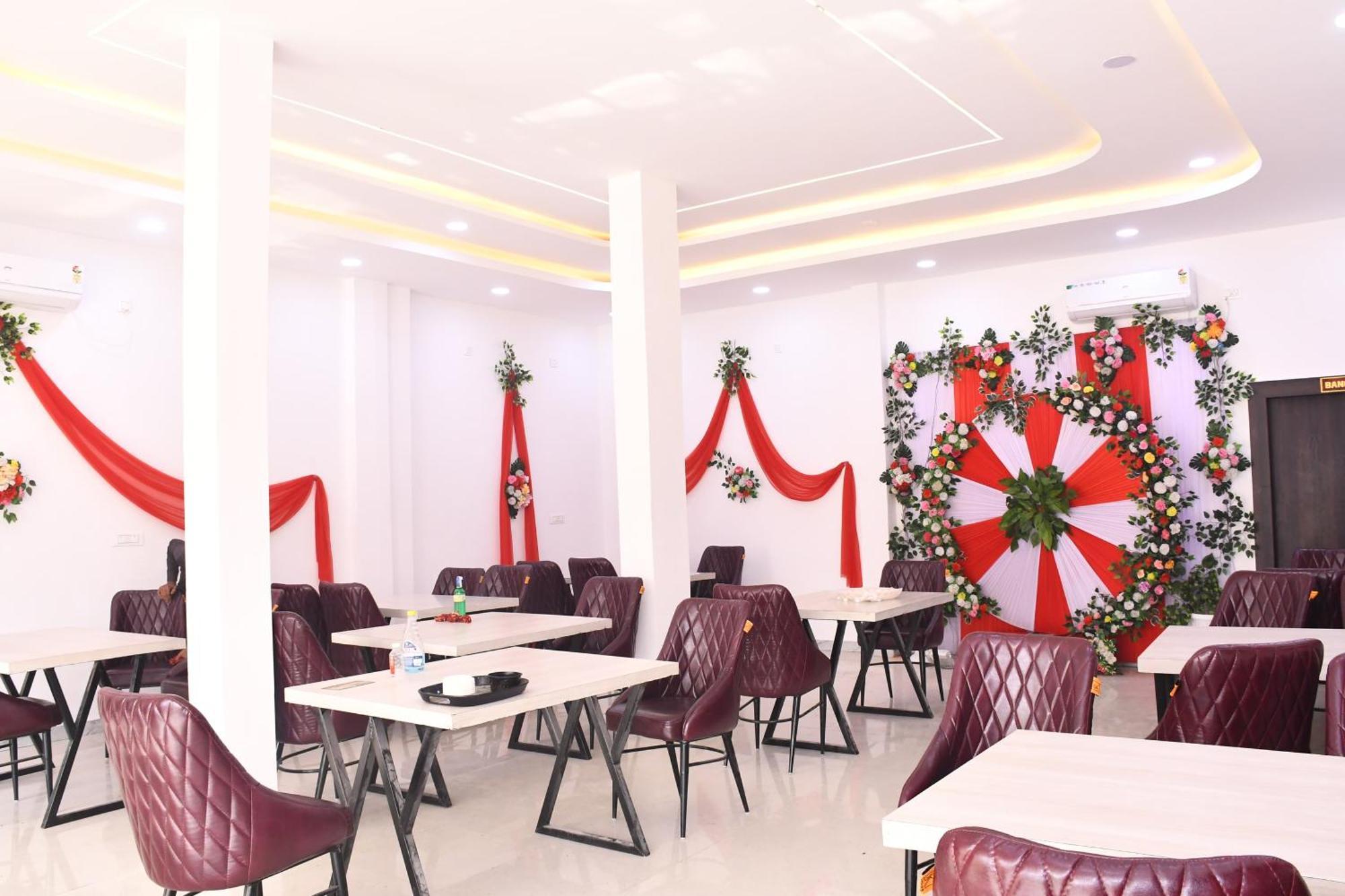 Hotel Dev International Khalilabad Εξωτερικό φωτογραφία